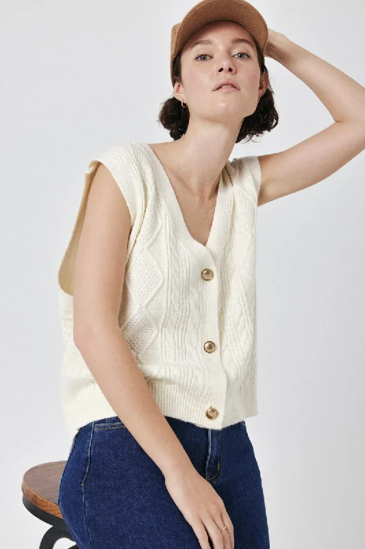 Avant-garde Design Auria Sleeveless Cardigan (Cream)