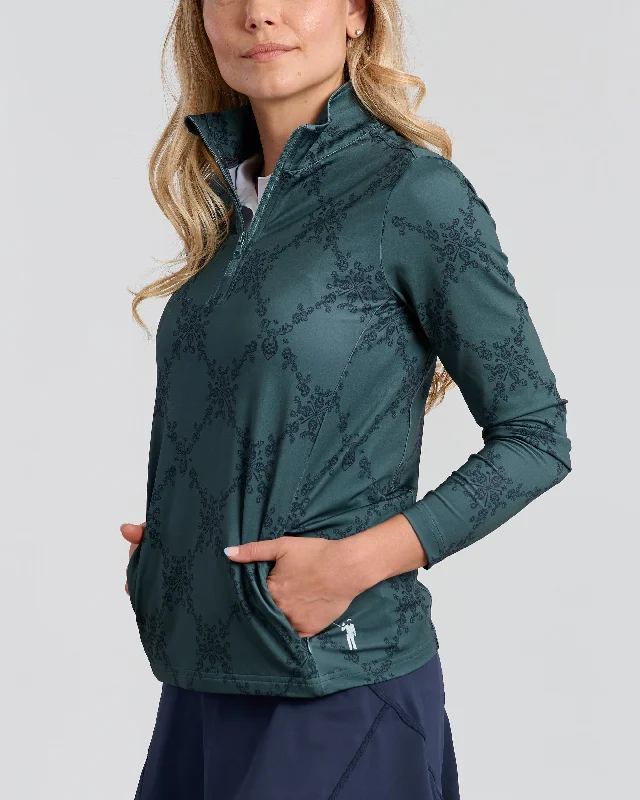 Fashion Innovation Moose Mulligans Women's Chip Shot Pocket Pullover