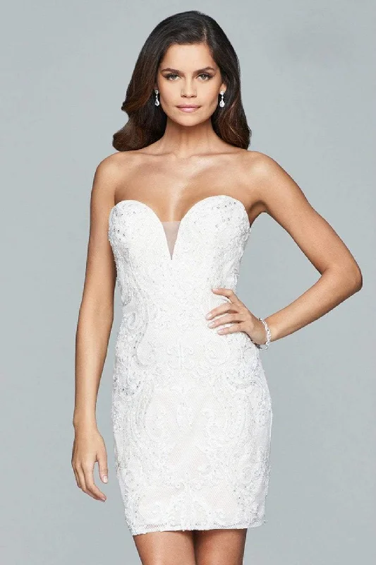 Age-reducing Style Faviana S8090 Fitted Strapless Cocktail Dress - 1 pc Ivory/Nude in Size 2 Available