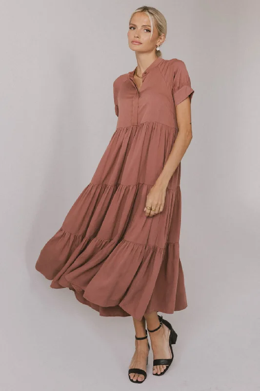 Comfortable And Casual Amanda Tiered Dress in Raisin