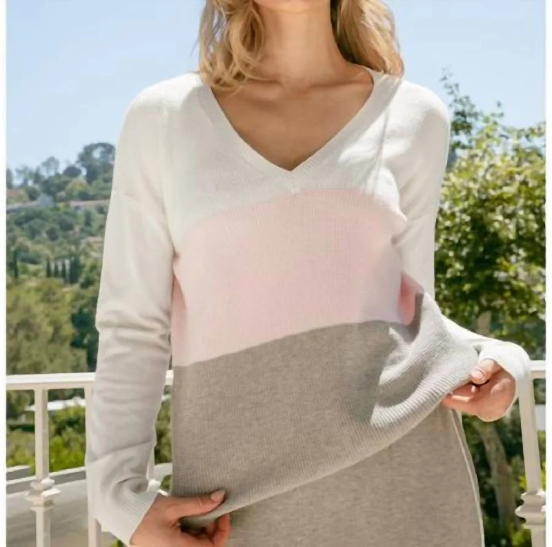 Sports And Leisure V-Neck Colorblock Sweater In Grey