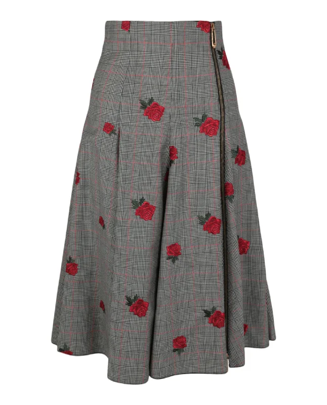 High-quality Styles Floral Embroidered Plaid Skirt