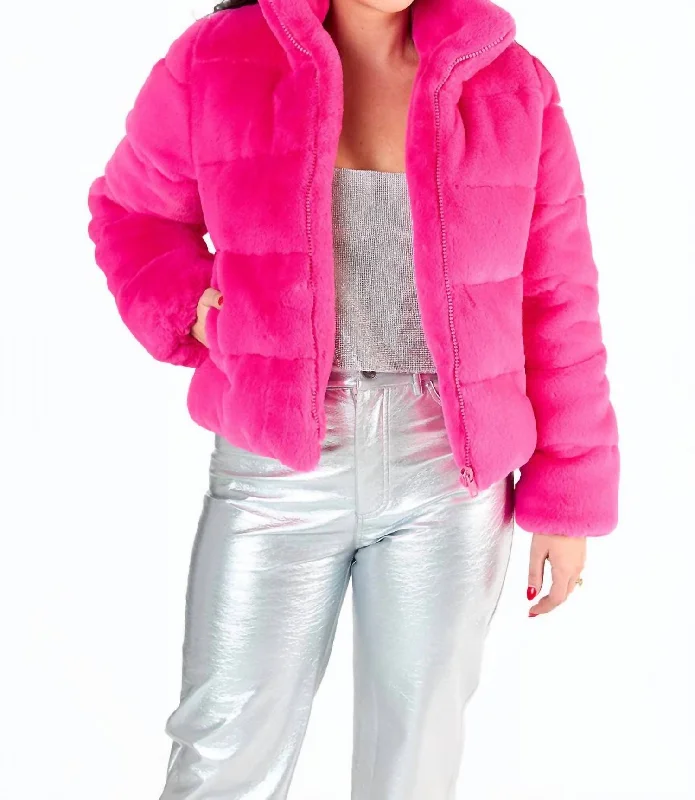 Fashion Design Noella Faux Fur Jacket In Pink