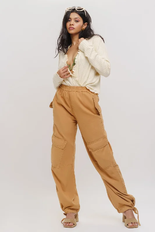 British Fashion Sand Tapered Cargo Pants