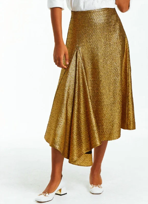 Sports Trend Syrah Tweed Skirt In Gold Metallic Tweed