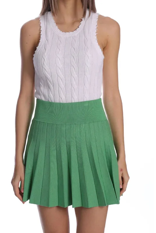 Cute Design Women's Pleated Skirt In Golf Green